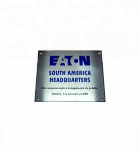 Placas Inaugurais - Placa em Aço com Botões Cromados